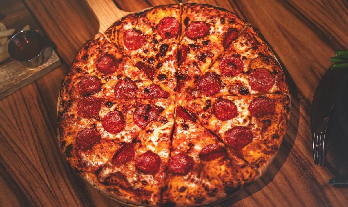 PIZZA PEPERONI