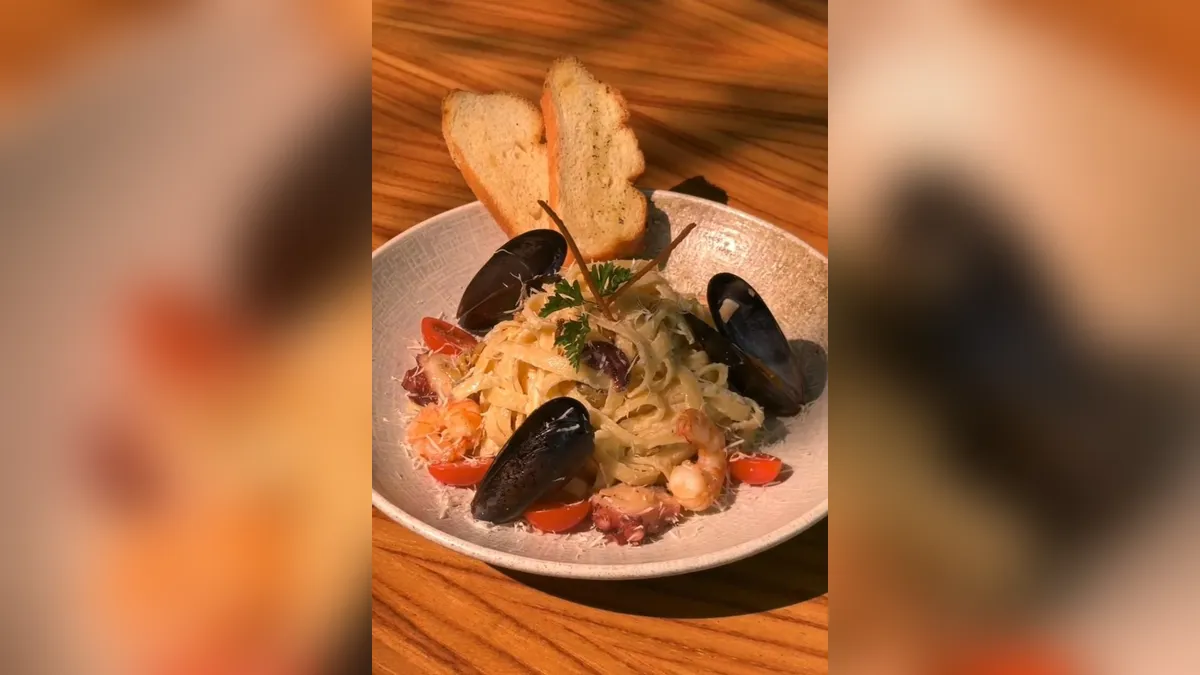 FETTUCCINE CON FRUTOS DEL MAR