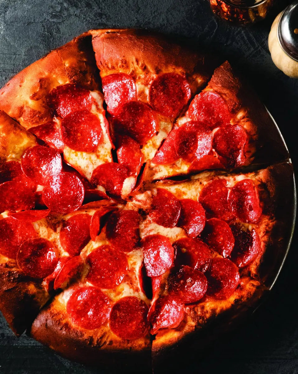 PIZZA DE PEPPERONI