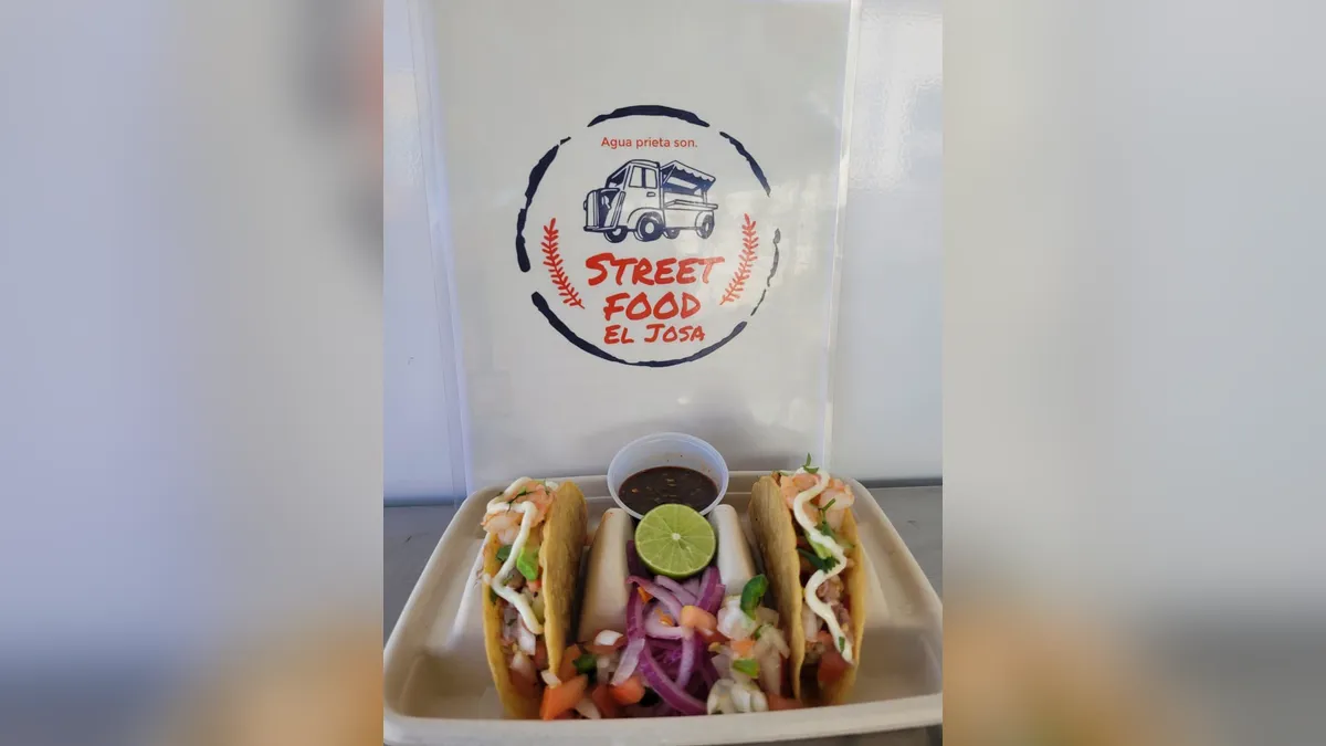 Ceviche de camarón en taco