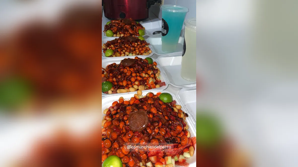 CHAROLA SALSEADA