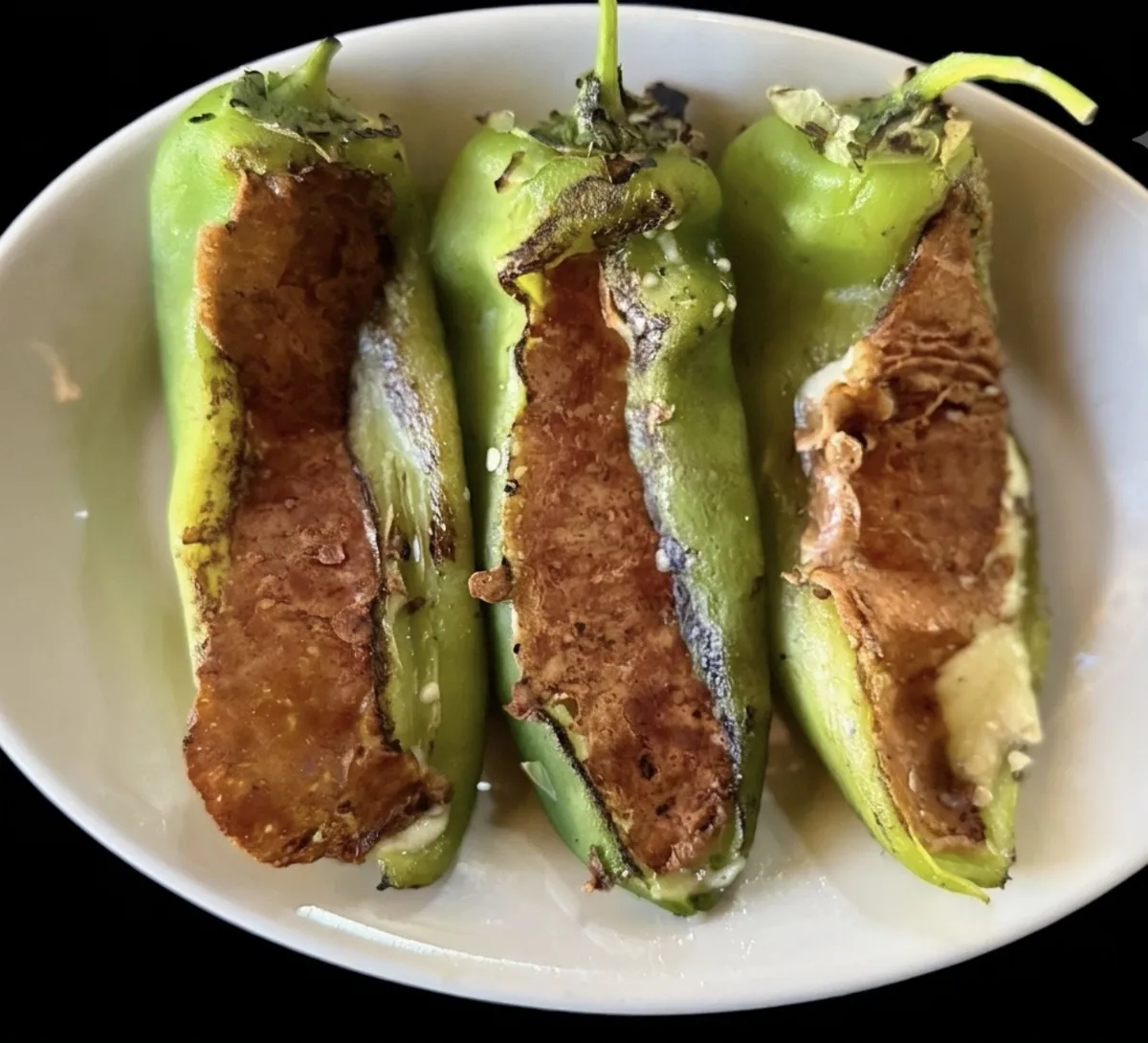 CHILE VERDE RELLENO DE QUESO