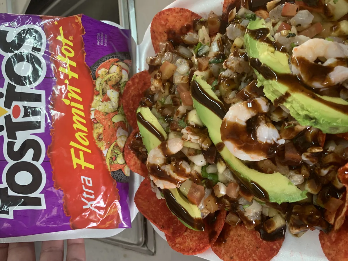 Tosti ceviche de camarón